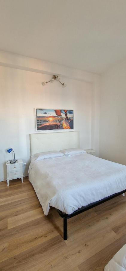 Sapore Di Sale 2 Imperia Luaran gambar